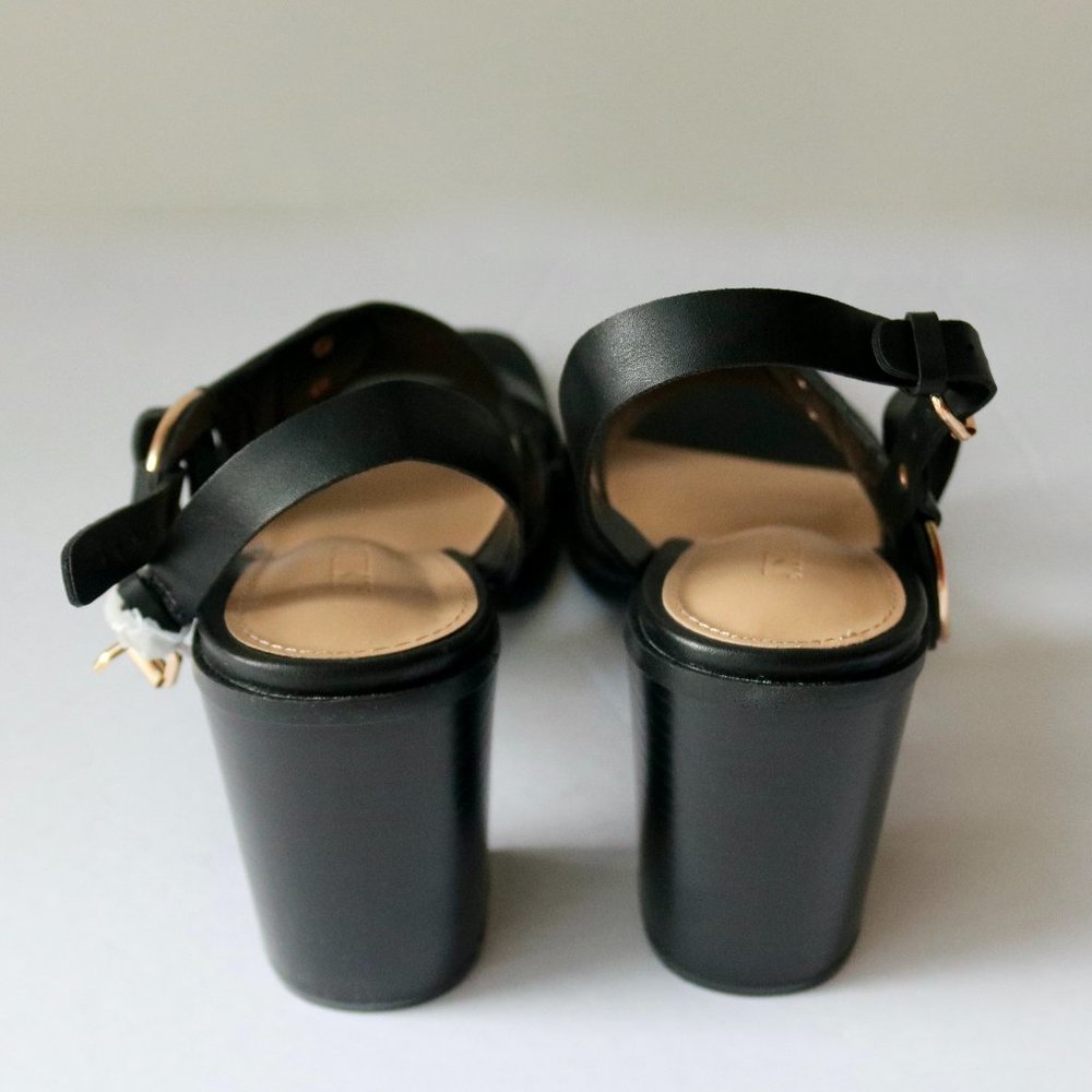 Dress Sandals - Picture 5 of 6
